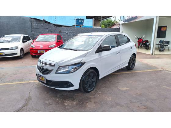 CHEVROLET ONIX 1.4 MPFI LT 8V FLEX 4P MANUAL